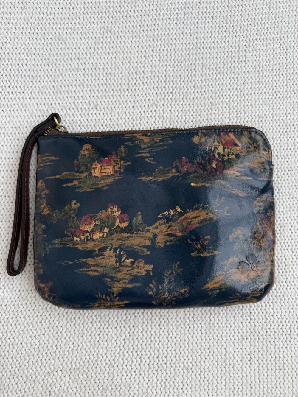 Patricia Nash 100% Leather Cassini Wristlet Kent English Countryside Equestrian